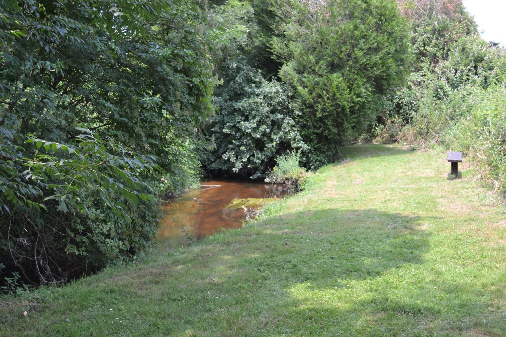 Les Bruyeres B&B Montbron Buitenkant foto