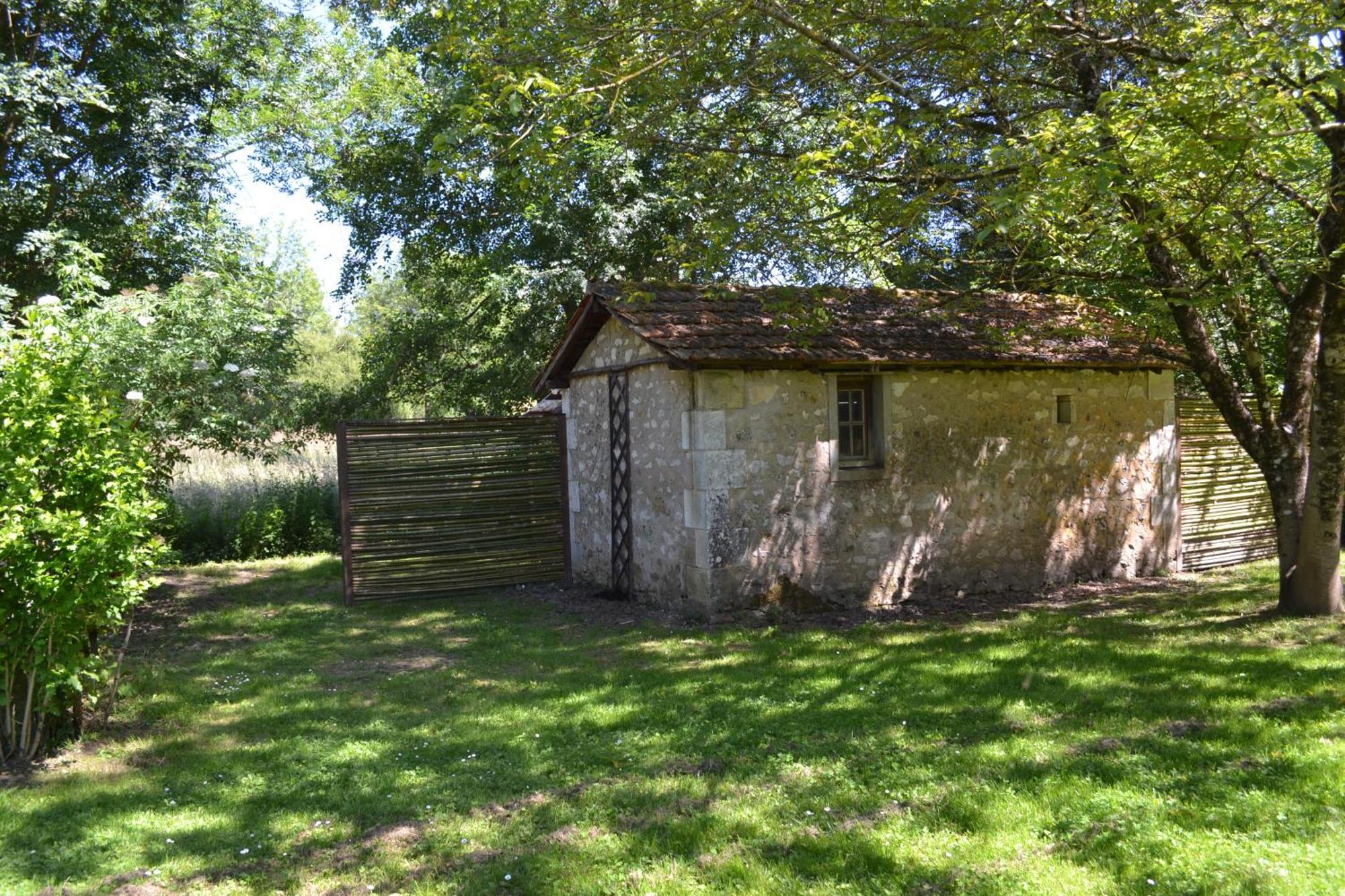Les Bruyeres B&B Montbron Buitenkant foto